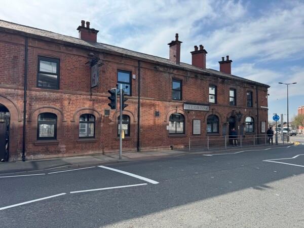 Best Sports Bars in Warrington - The Lamb