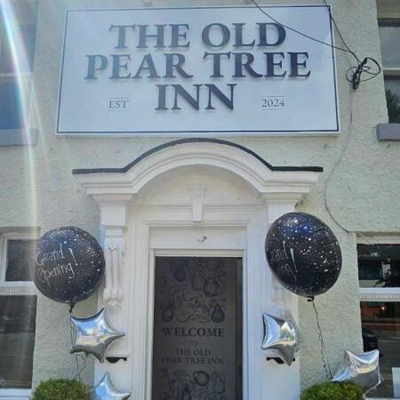 Best Sports Bars in Wigan - Pear Tree Inn