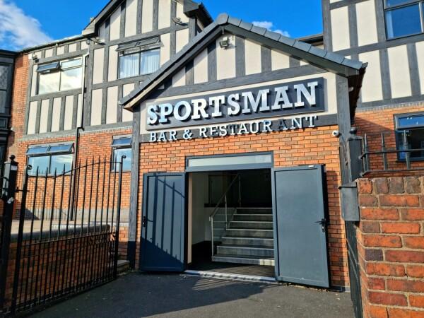 Best Sports Bars in Sandwell - Sportsmans Club