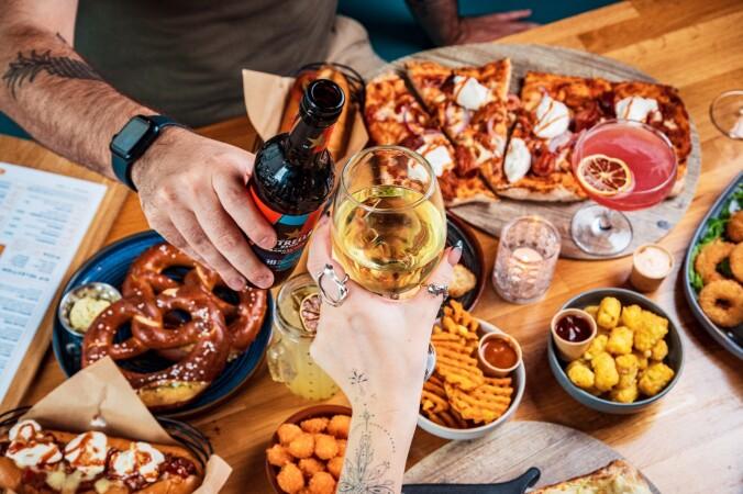 Best Sports Bars in Leeds - Pinnacle Sports & Games