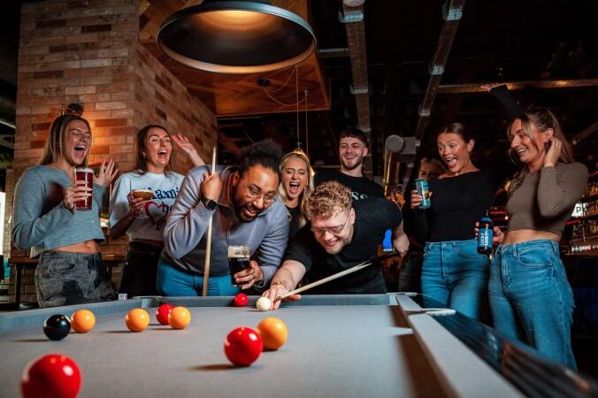 Best Sports Bars in Leeds - Pinnacle Sports & Games