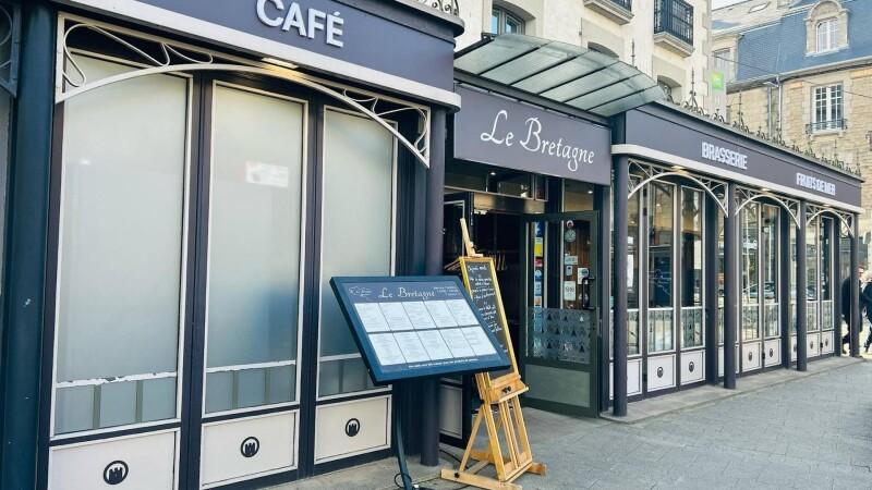 Best Sports Bars in Dinan - Le 1 de la Place