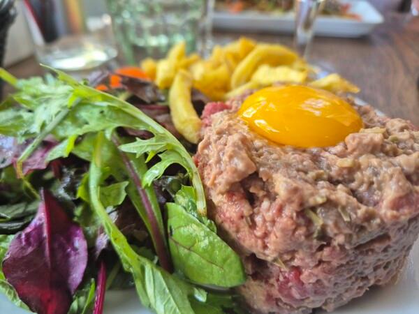 Best Sports Bars in Saint-tropez - Le Sporting Saint tropez