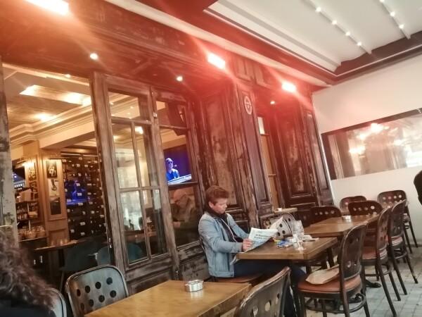 Best Sports Bars in Saint-tropez - Le Sporting Saint tropez