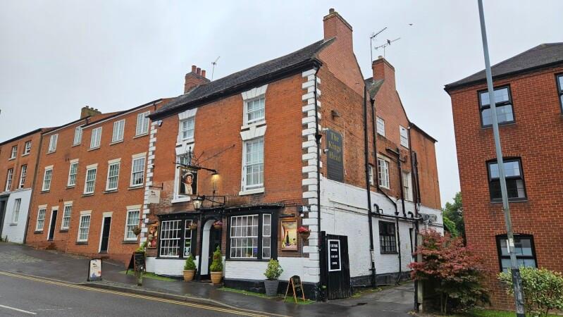 Best Sports Bars in Coventry - The Kings Head