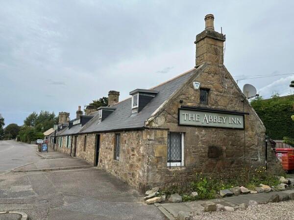 Best Sports Bars in Highland - The Abbey Inn