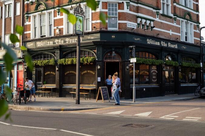 Best Sports Bars in London - William The Fourth