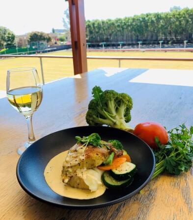 Best Sports Bars in Regents Park - Regent St Pavilion