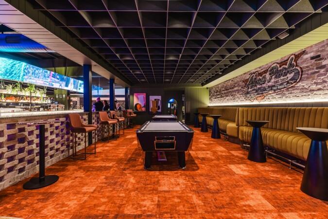 Best Sports Bars in Dakabin - Dakabin Hotel