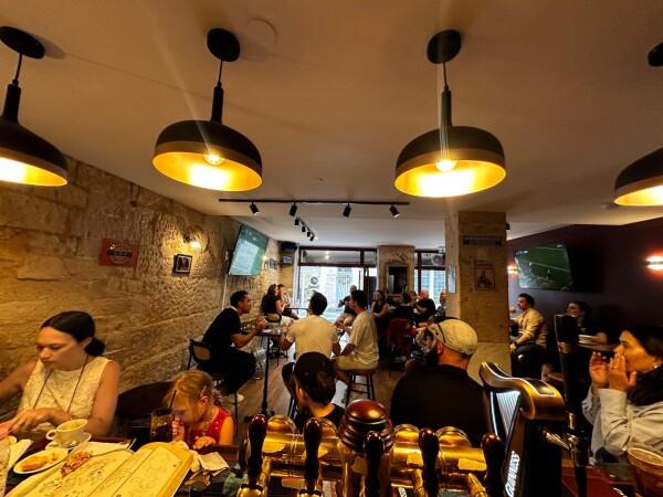 Les Meilleurs Bars à Paris - The Wellington [ Kiwi-Irish Pub)