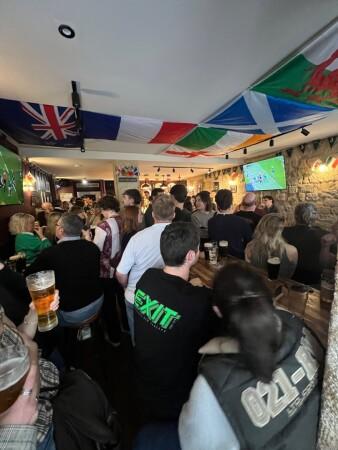 Les Meilleurs Bars à Paris - The Wellington [ Kiwi-Irish Pub)