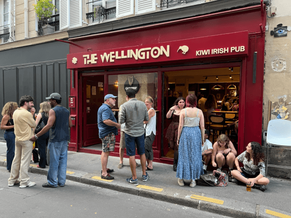 Les Meilleurs Bars à Paris - The Wellington [ Kiwi-Irish Pub)