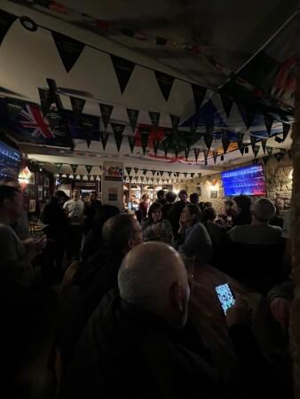 Les Meilleurs Bars à Paris - The Wellington [ Kiwi-Irish Pub)