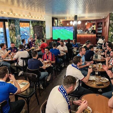 Beste Sportsbars in Paris - Feria Café