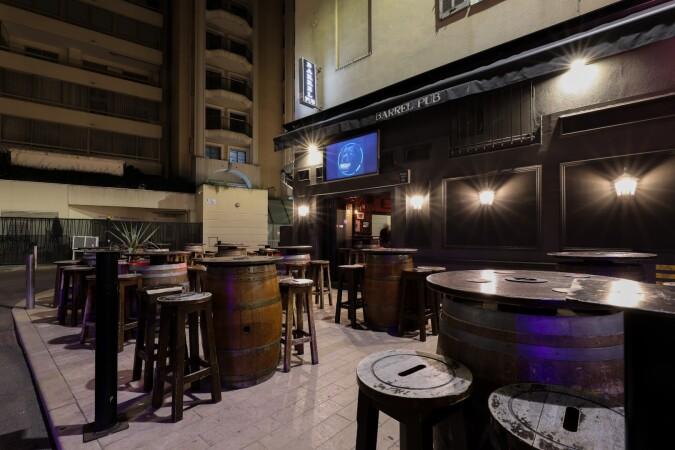 Best Sports Bars in Cannes - Barrel pub