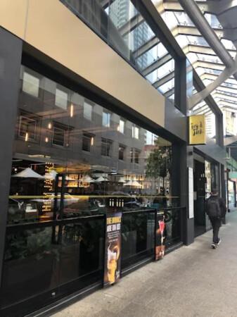 Best Sports Bars in Perth - Ivy & Jack