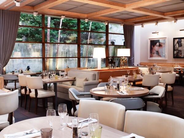 Best Sports Bars in Woollahra - Hotel Centennial