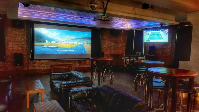 Best Sports Bars in Melbourne - Exford Hotel