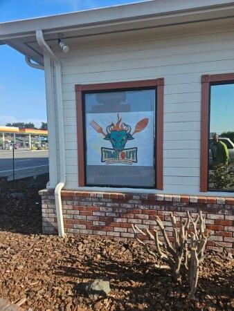 Best Sports Bars in Eureka - Time Out Restaurant & Sports Bar