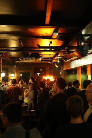 Best Sports Bars in London - Daly's Wine Bar & Beer Hall