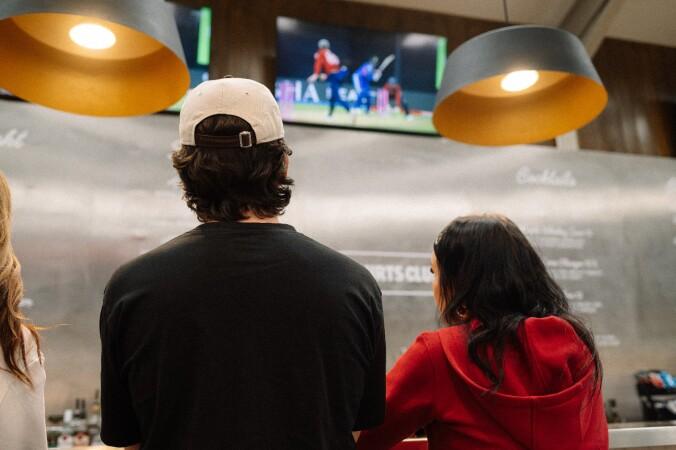 Best Sports Bars in Manchester - Courts Club