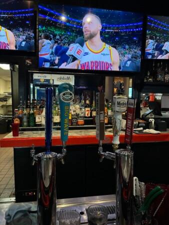 Best Sports Bars in Waipahu - Red Zone Sports Bar & Grill