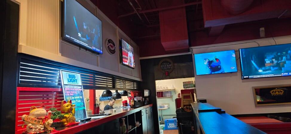 Best Sports Bars in Waipahu - Red Zone Sports Bar & Grill