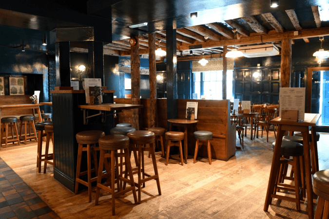 Beste Sportsbars in Cambridge - Bath House (Cambridge)