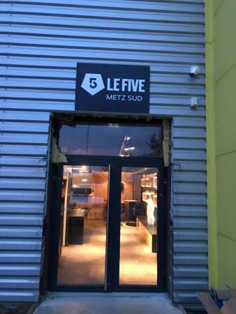 Beste Sportsbars in Moulins-lès-metz - Le five metz