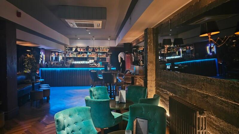 Best Sports Bars in Dublin 2 - J. T. Pims