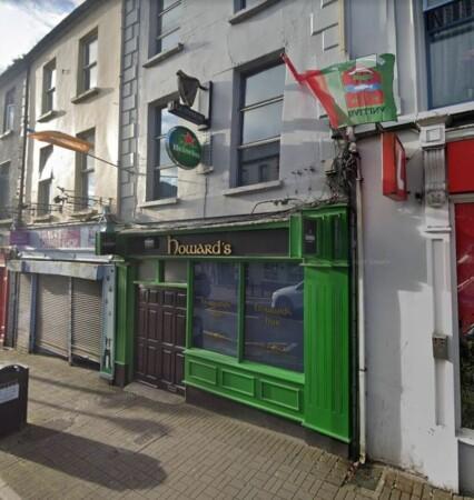 Best Sports Bars in Ballina - Howards