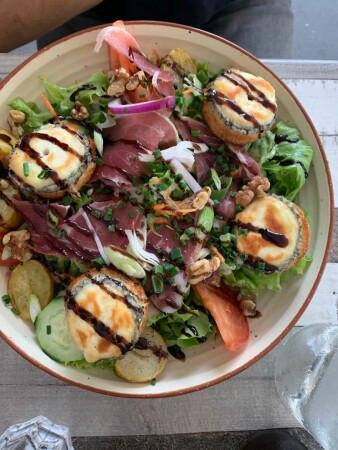 Best Sports Bars in Tours - Le Vieux Château