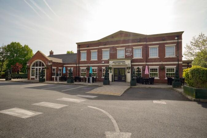 Best Sports Bars in Chester - Oak Tree