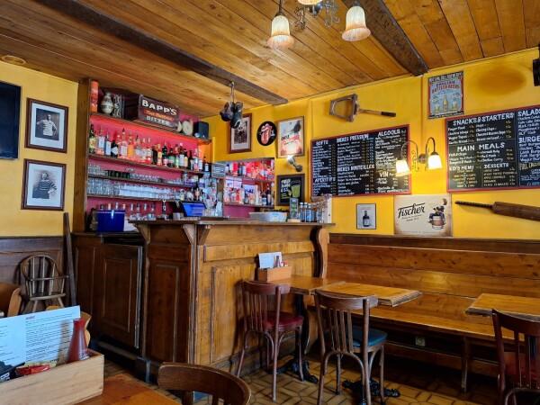 Best Sports Bars in Montpellier - The Beehive