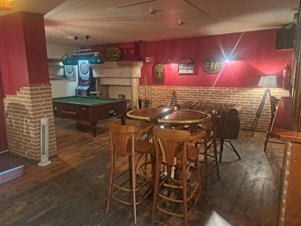 Les Meilleurs Bars à Sainte-Colombe-De-Villeneuve - Our's Bar