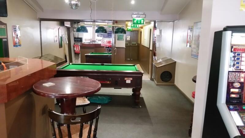 Best Sports Bars in Ashton Under Lyne - Top End Bar