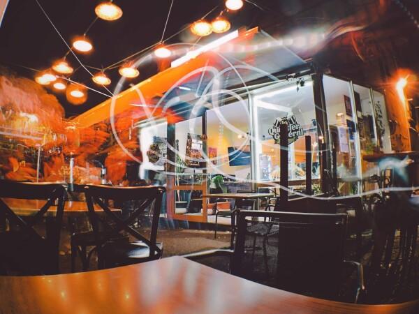 Les Meilleurs Bars à Pézenas - Le Quartier Général