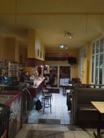 Best Sports Bars in Angers - Bar Le Saint Germain