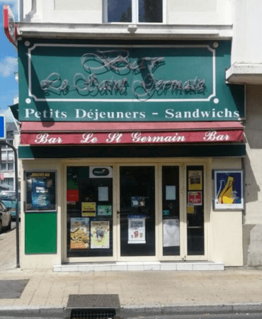 Best Sports Bars in Angers - Bar Le Saint Germain