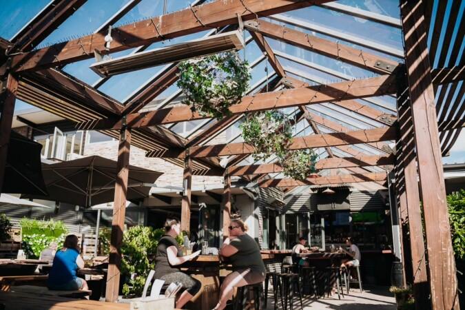 Best Sports Bars in Frankton - The Frankton Arm Tavern