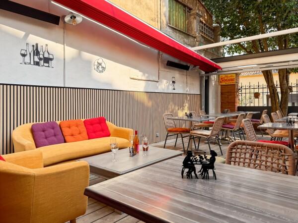 Les Meilleurs Bars à Roquebrun - Wine Disctrict Roquebrun