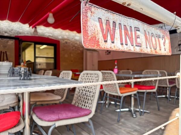 Les Meilleurs Bars à Roquebrun - Wine Disctrict Roquebrun