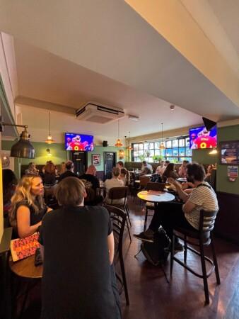 Beste Sportsbars in London - The Village Green