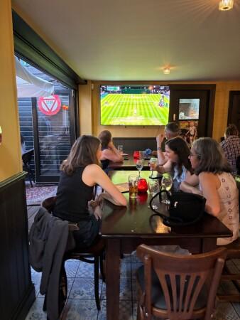 Beste Sportsbars in London - The Village Green