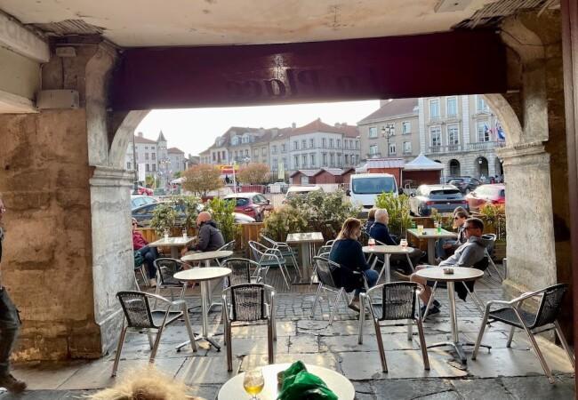 Les Meilleurs Bars à Pont A Mousson - Le bar de la place