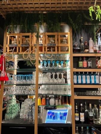Best Sports Bars in Biarritz - Le petit coin