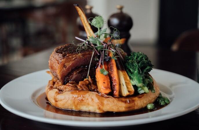 Best Sports Bars in Dubai - Reform