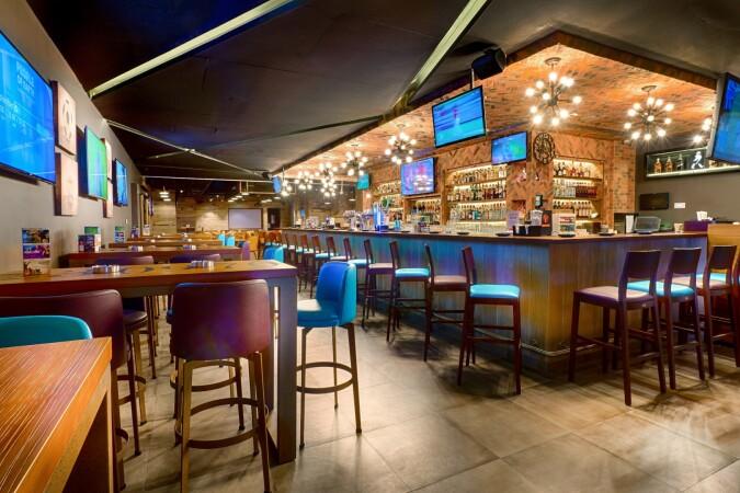 Best Sports Bars in Dubai - The Huddle BD