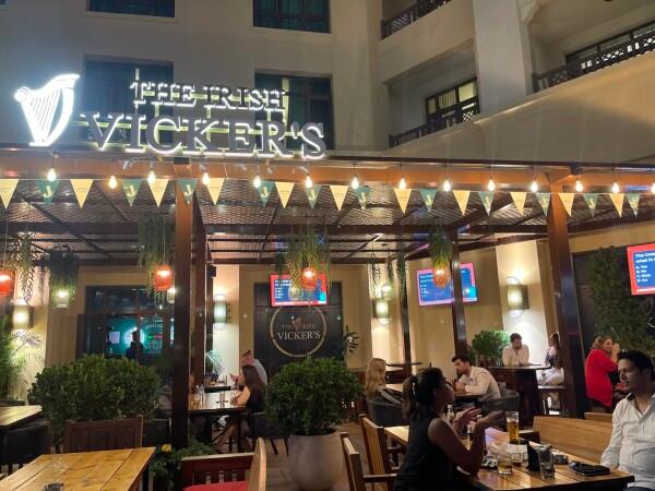 Best Sports Bars in Dubai - The Irish Vickers