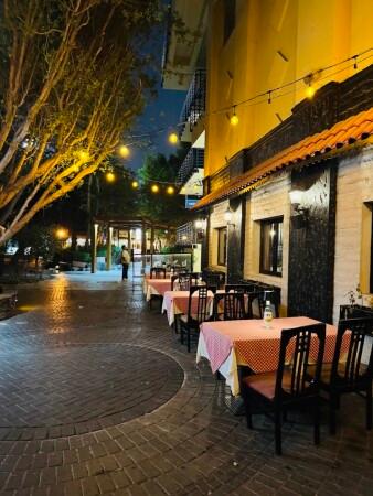 Best Sports Bars in Dubai - The Irish Village - Al Garhoud